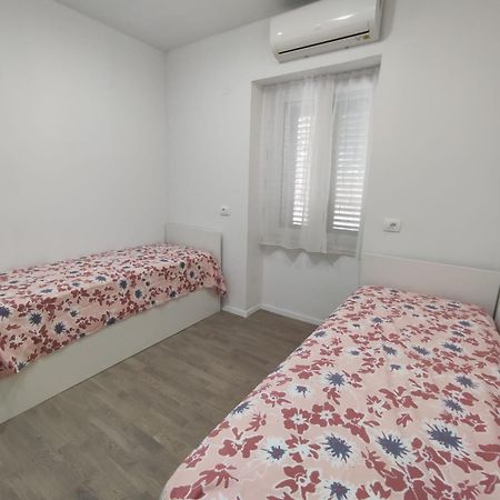 Apartment Tona Šibenik Exterior foto
